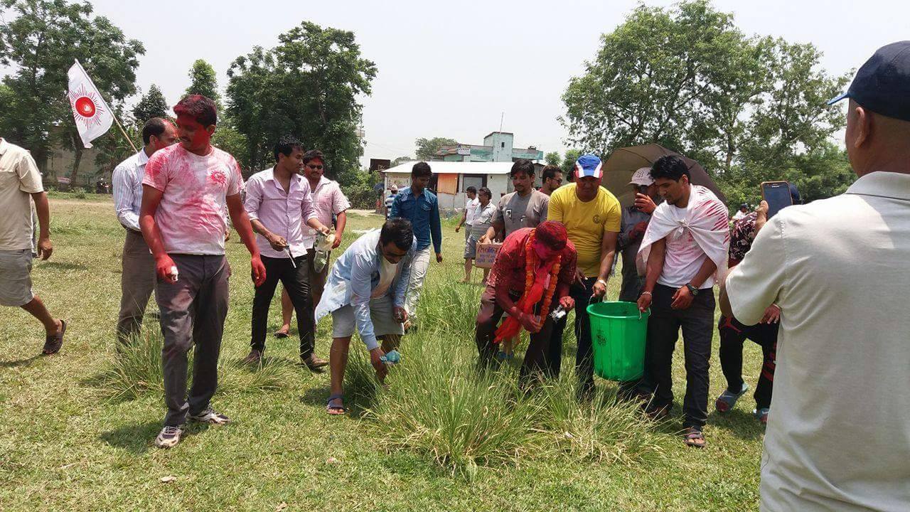 निर्वाचित भएकै दिन लालमणि चौधरीले गरे सरसफाई